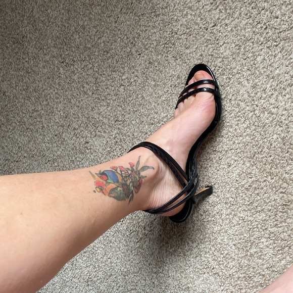 Shoes - Picture 6 of 6